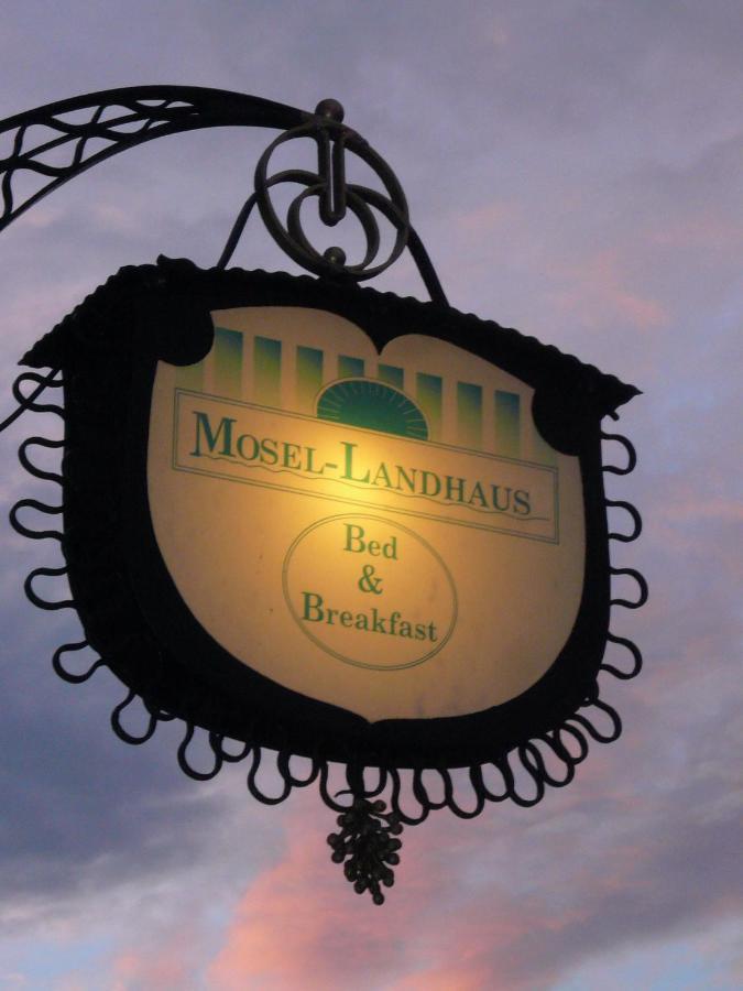 Mosel-Landhaus Am Moselufer B&B Briedern Εξωτερικό φωτογραφία